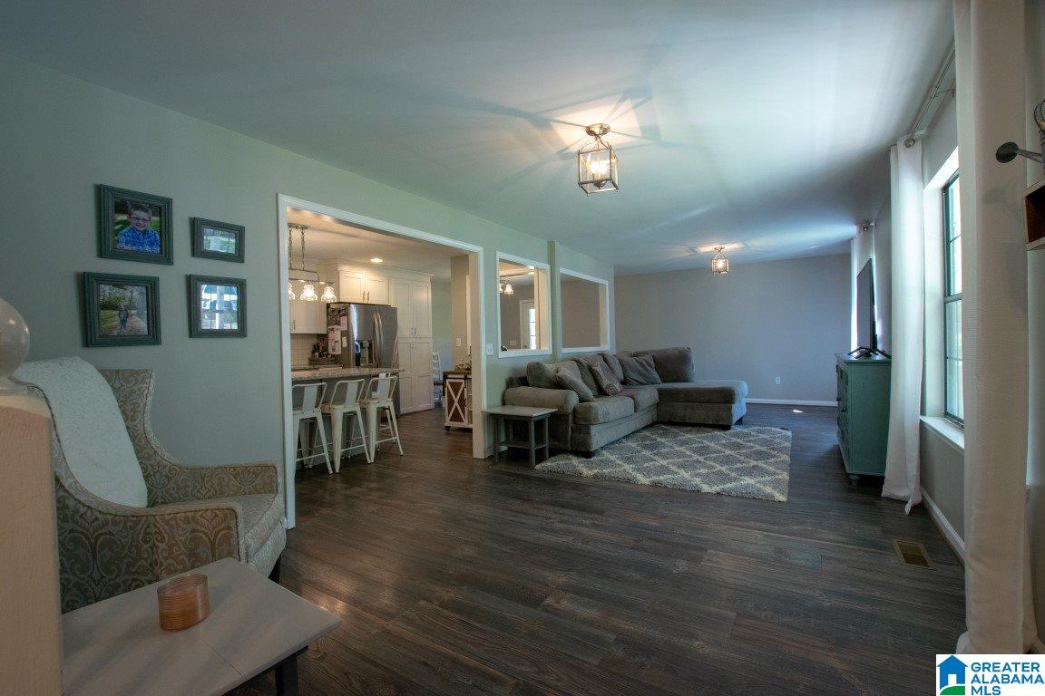 240 Raccoon Trail Hayden, AL 35079 - Photo 8 of 47 Gallery Image 8