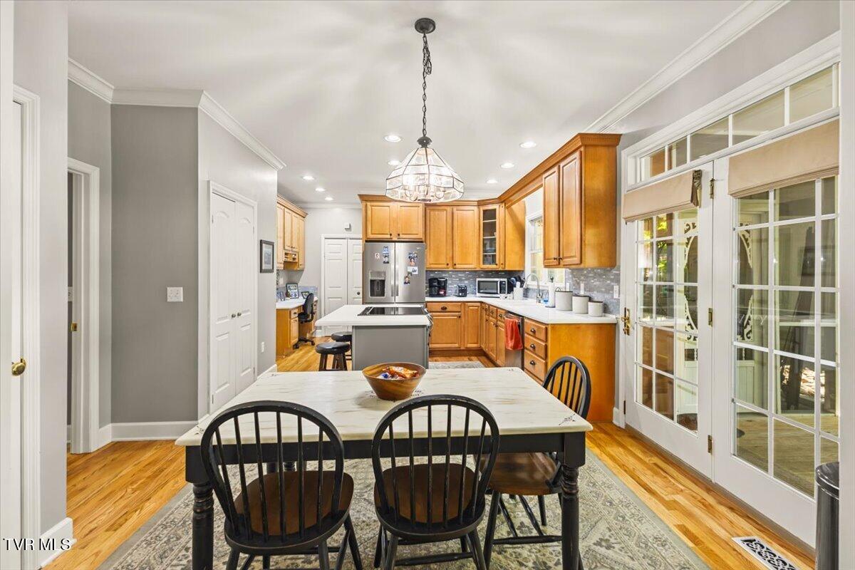 1 Deercreek Drive Kingsport, TN 37660 - Photo 13 of 58 14-128A6553