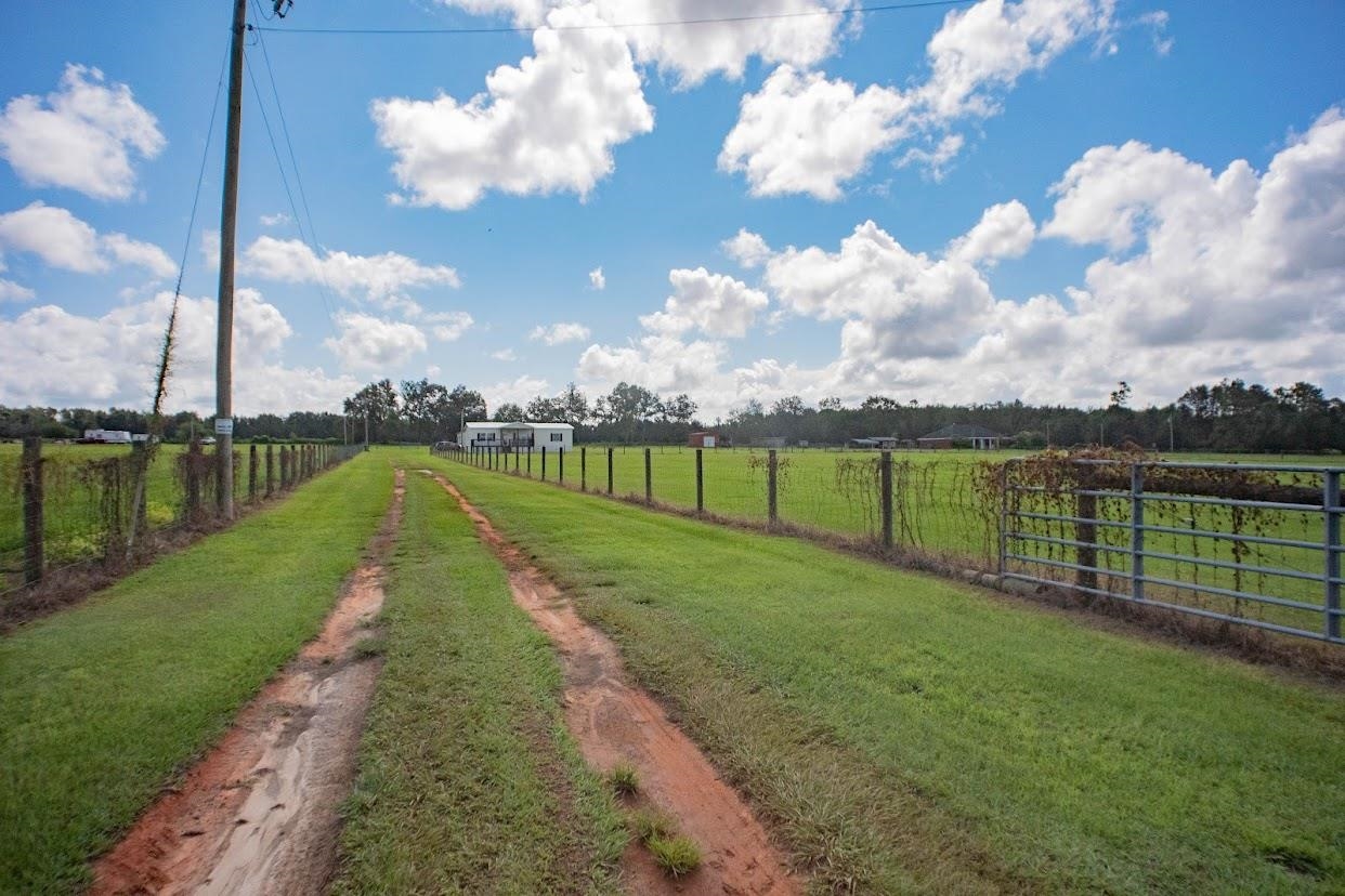20108 Greek Cemetery Road Robertsdale, AL 36567 - Photo 13 of 31
