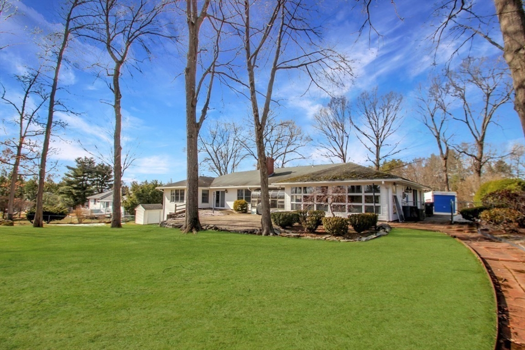 16 Argilla Road Methuen, MA 01844 - Photo 5 of 29 Gallery Image 5