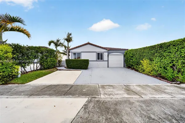 $519,000 | 17501 Southwest 142nd Court, Miami, FL 33177