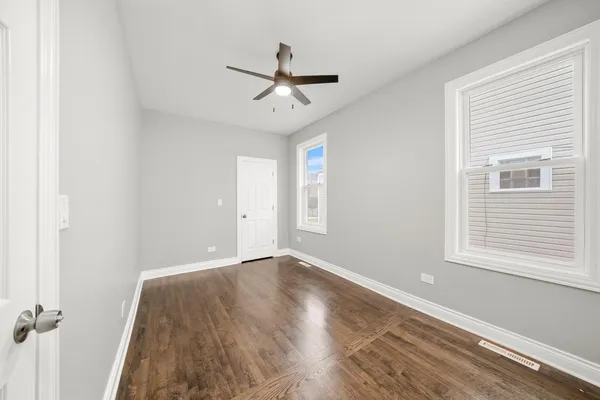$399,000 | 5237 Long Avenue, Chicago, IL 60638
