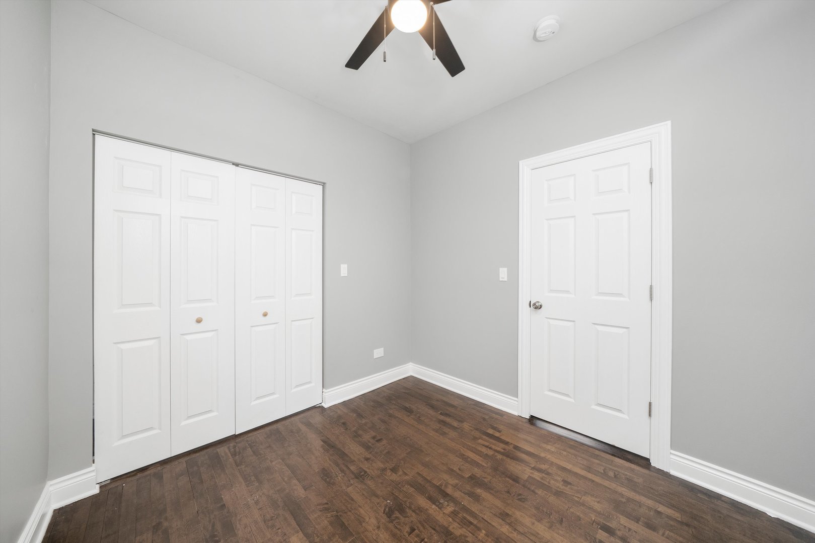 5237 Long Avenue Chicago, IL 60638 - Photo 15 of 41 an empty room with wooden floor closet and windows