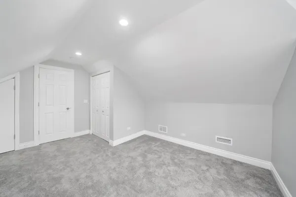 $399,000 | 5237 Long Avenue, Chicago, IL 60638
