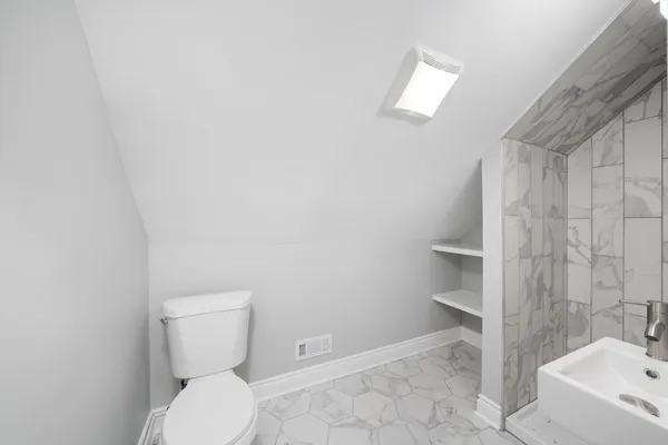 $399,000 | 5237 Long Avenue, Chicago, IL 60638