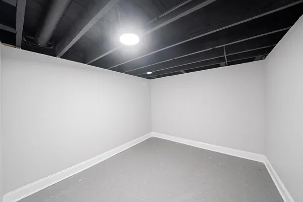 $399,000 | 5237 Long Avenue, Chicago, IL 60638