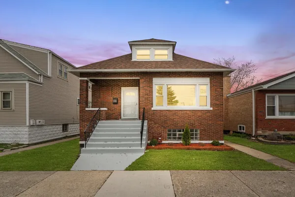 $399,000 | 5237 Long Avenue, Chicago, IL 60638