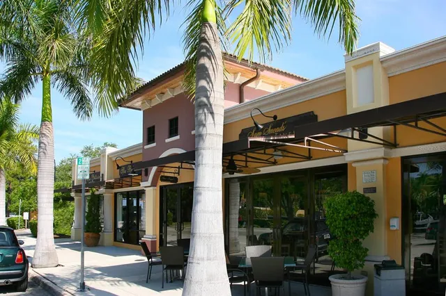 $3,850,000 | 1542 Gulfview Drive, Sarasota, FL 34239