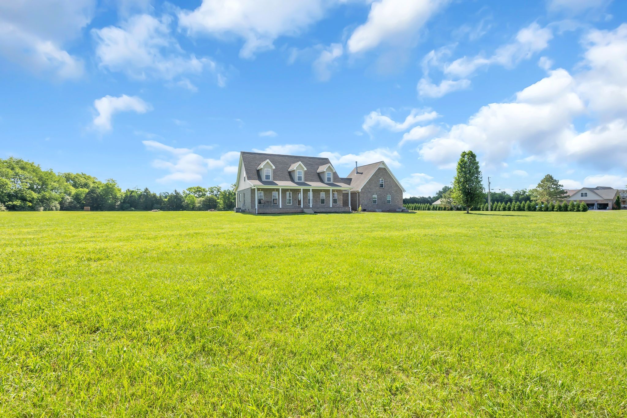 4935 Smiley Road Chapel Hill, TN 37034 - Photo 1 of 47 Gallery Image 1