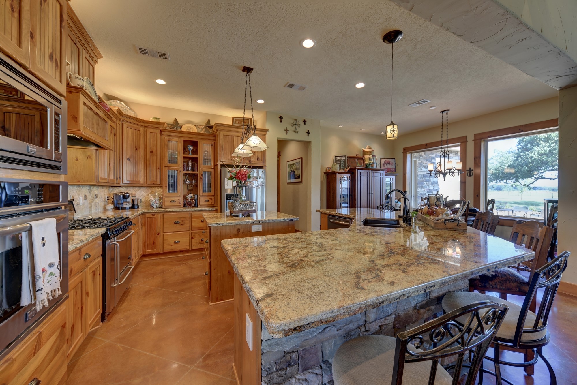 41968 Kelley Road Hempstead, TX 77445 - Photo 15 of 50 Kitchen