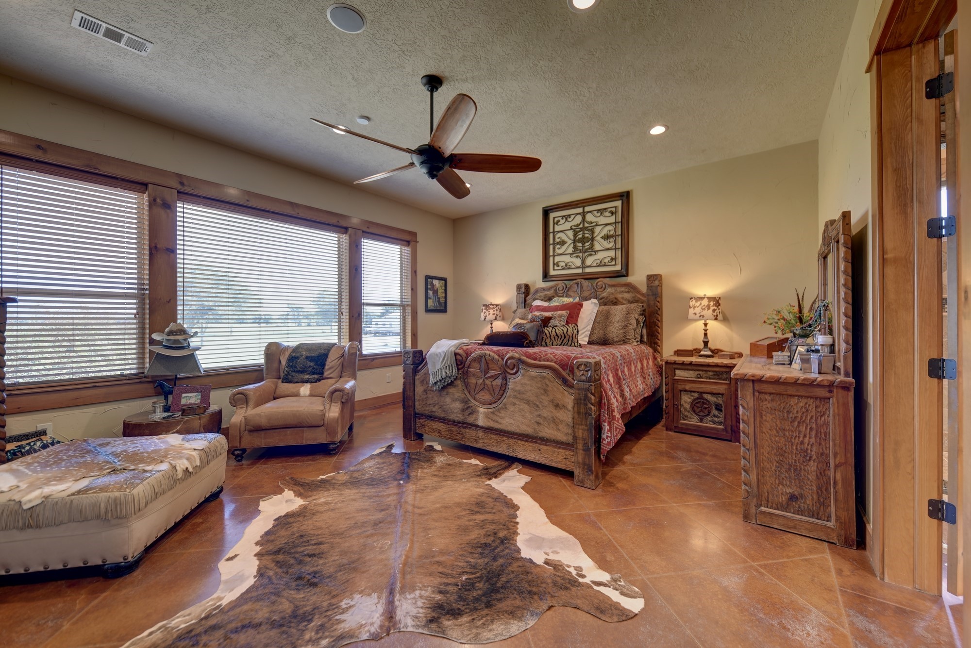 41968 Kelley Road Hempstead, TX 77445 - Photo 18 of 50 Primary bedroom