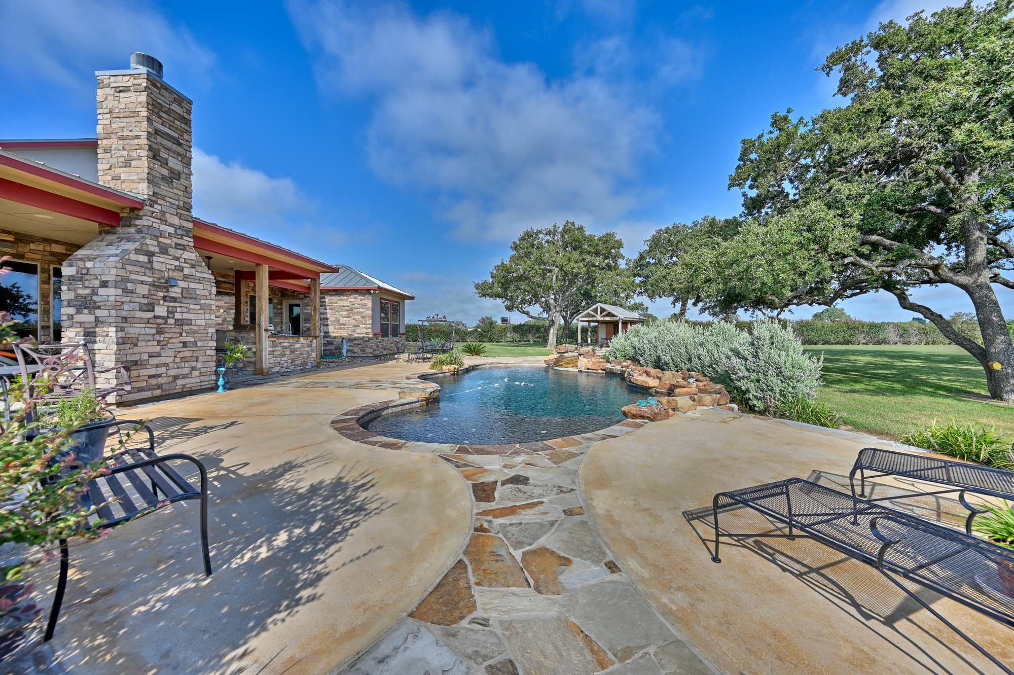 41968 Kelley Road Hempstead, TX 77445 - Photo 33 of 50 Pool area