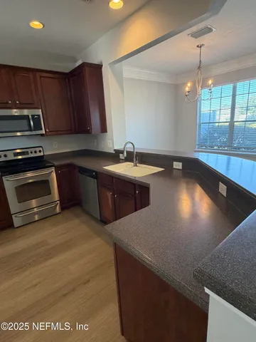 $2,100 | 6342 Autumn Berry Circle, Jacksonville, FL 32258