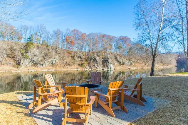 $725,000 | 3635 Riverbend Drive, Elkton, VA 22827