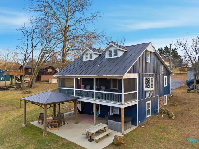 a view of a lake with houses