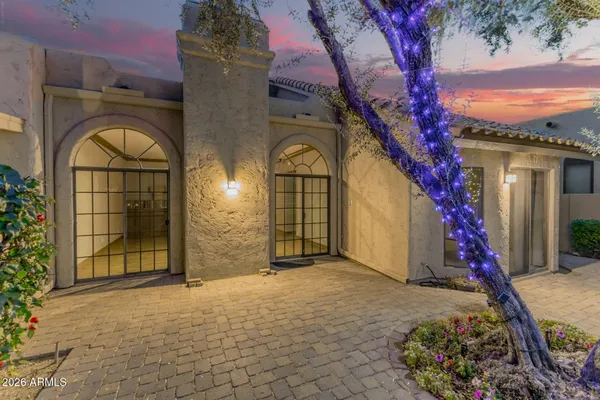 $575,000 | 6725 South Taylor Drive, Tempe, AZ 85283