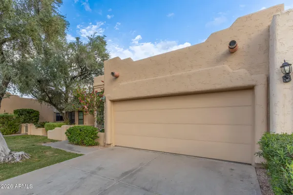 $575,000 | 6725 South Taylor Drive, Tempe, AZ 85283
