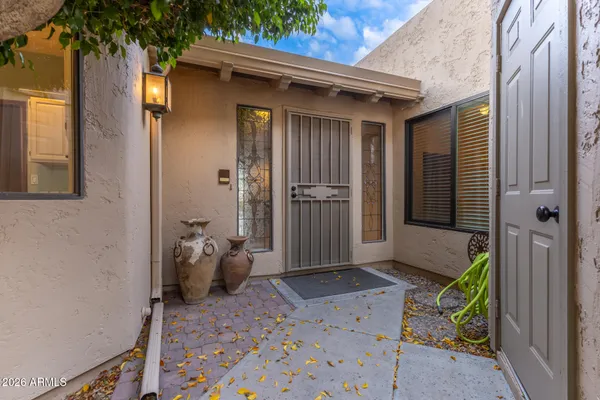 $575,000 | 6725 South Taylor Drive, Tempe, AZ 85283