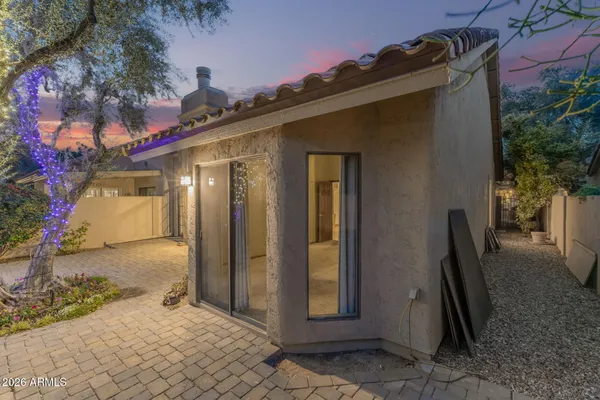 $575,000 | 6725 South Taylor Drive, Tempe, AZ 85283