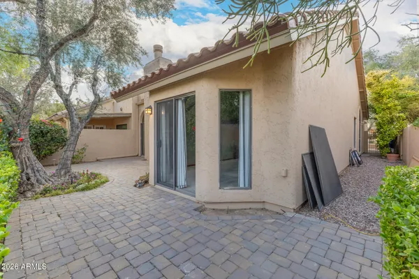 $575,000 | 6725 South Taylor Drive, Tempe, AZ 85283