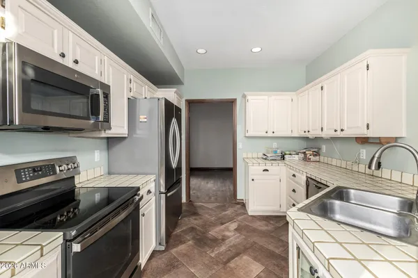 $575,000 | 6725 South Taylor Drive, Tempe, AZ 85283