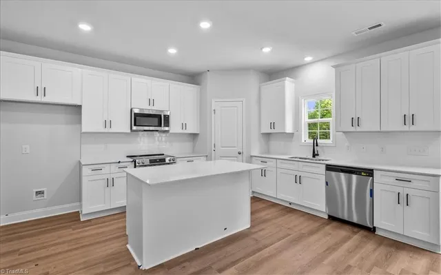 $329,990 | 12420 Gameland Drive, Laurinburg, NC 28352