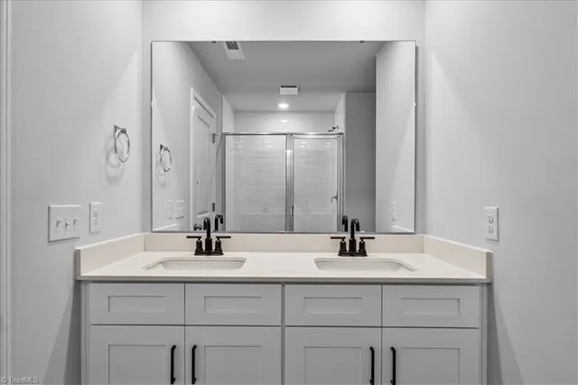 $329,990 | 12420 Gameland Drive, Laurinburg, NC 28352