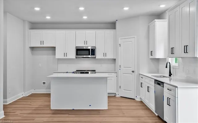 $329,990 | 12420 Gameland Drive, Laurinburg, NC 28352