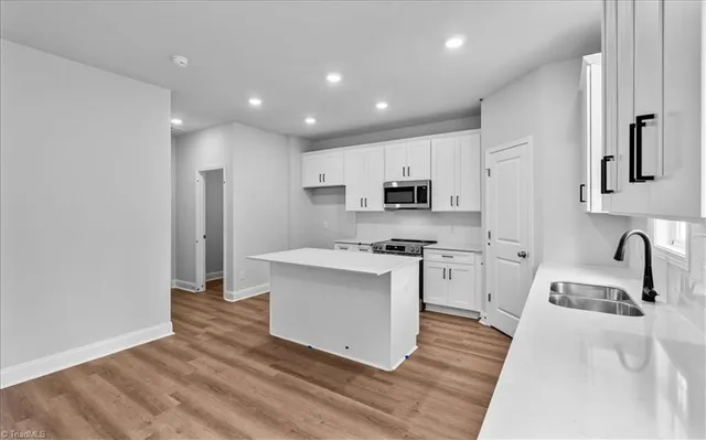 $329,990 | 12420 Gameland Drive, Laurinburg, NC 28352