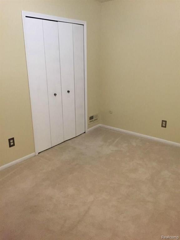 33300 King Road New Boston, MI 48164 - Photo 18 of 33