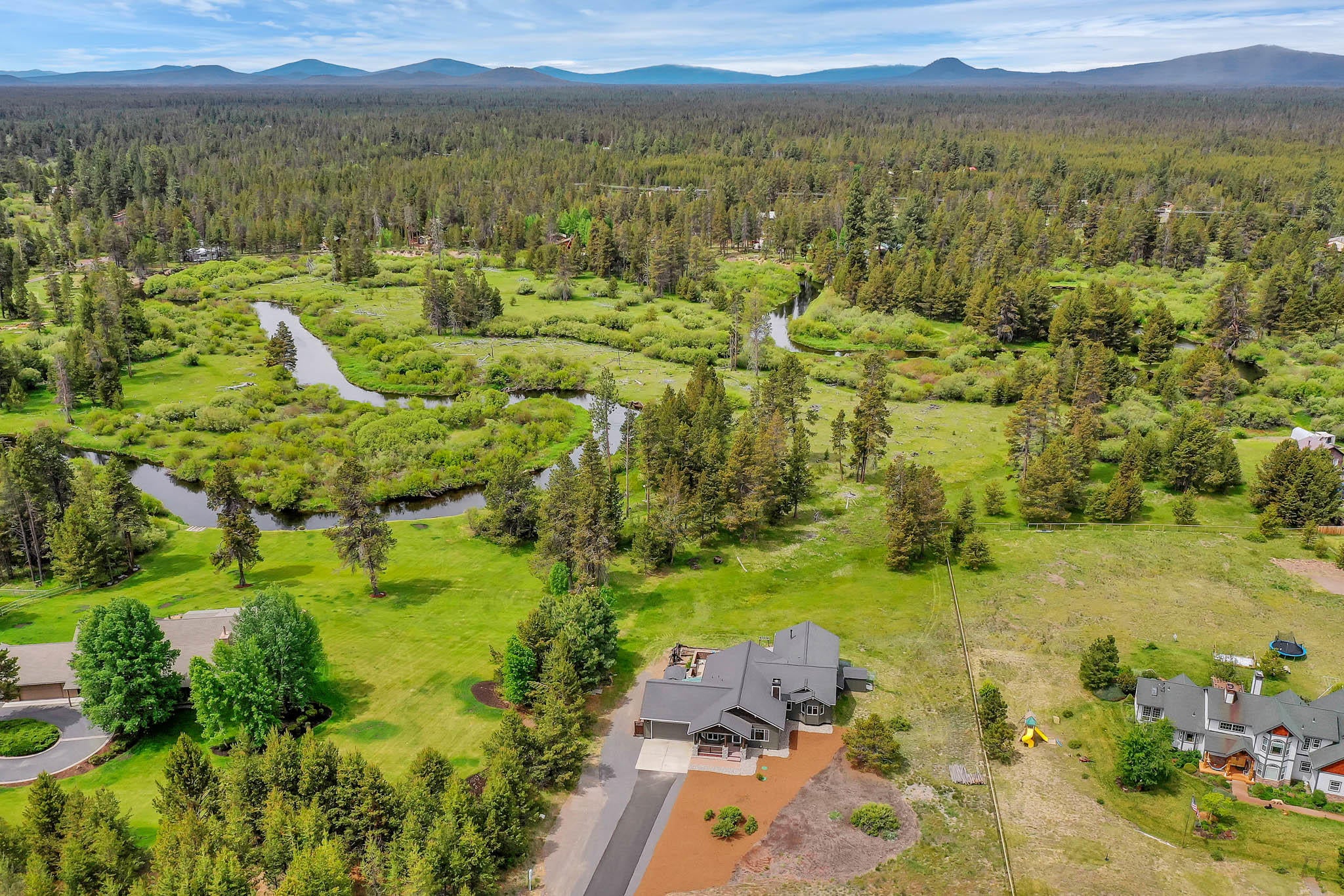 54891 Huntington Road Bend, OR 97707 - Photo 6 of 33 DJI_0274
