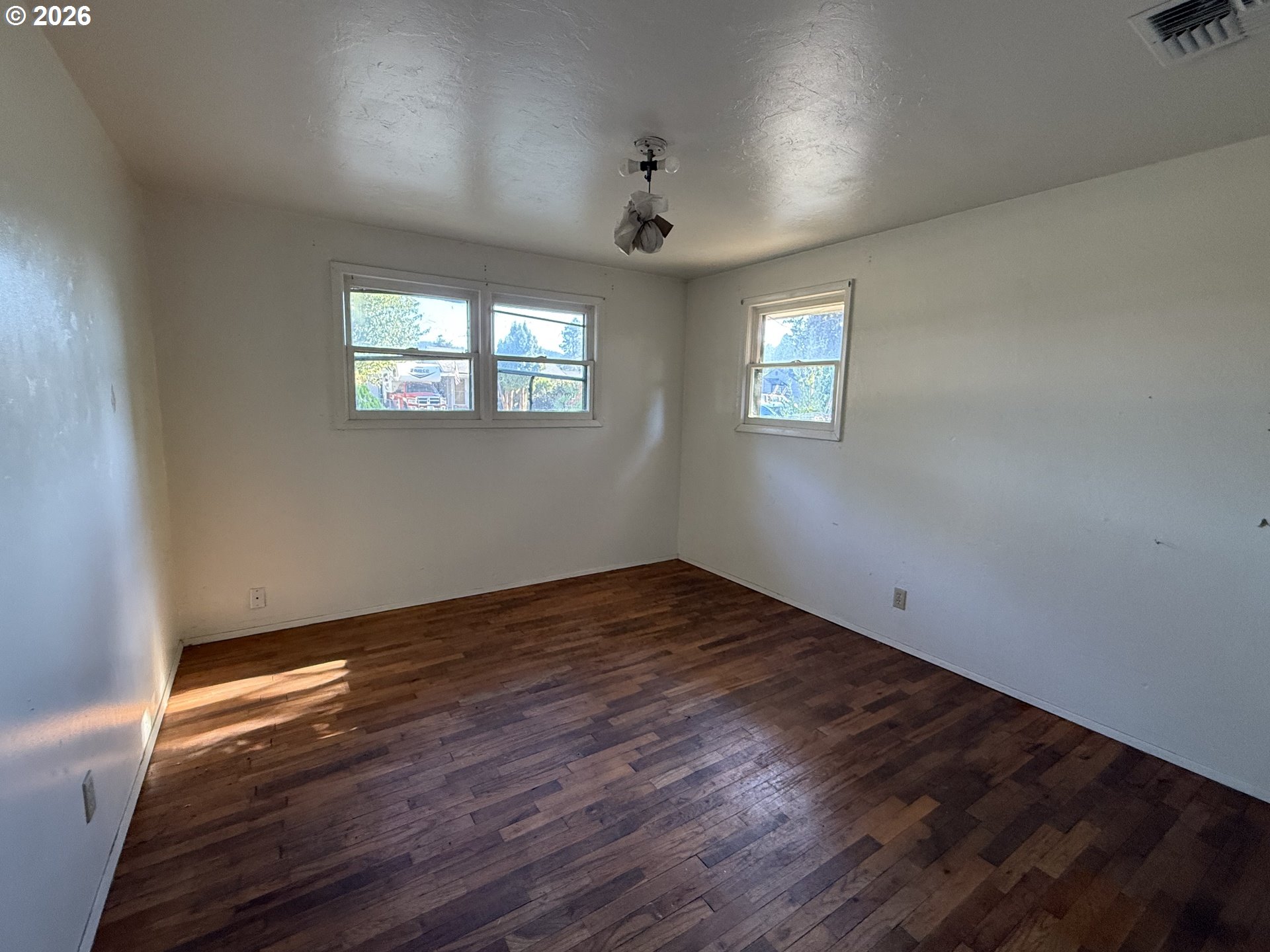4694 Daisy Street Springfield, OR 97478 - Photo 17 of 25 Gallery Image 17