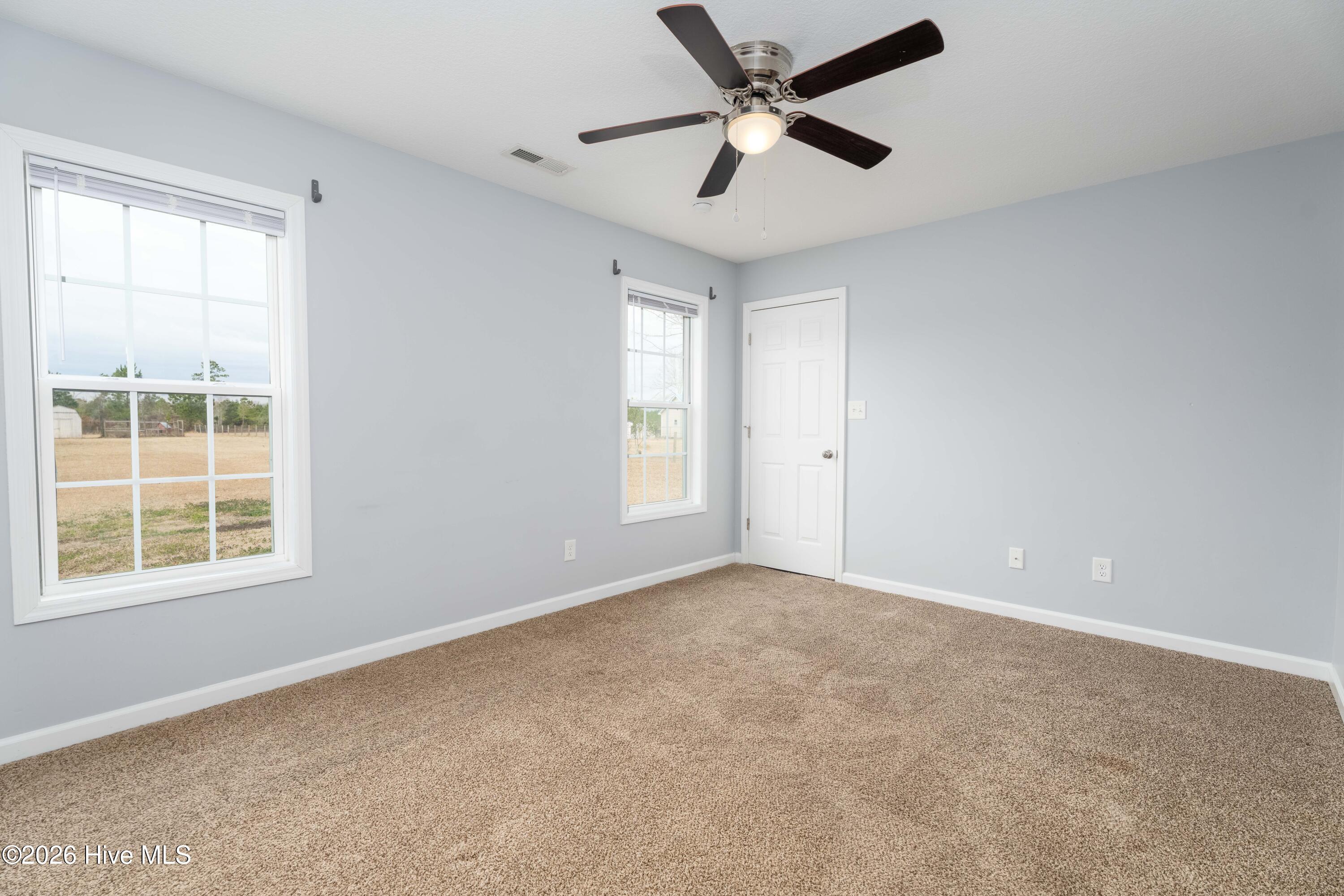 375 Nine Mile Road Maple Hill, NC 28454 - Photo 12 of 36 375 Nine Mile Road-17