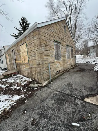 $45,000 | 908 East 44th Avenue, Gary, IN 46409