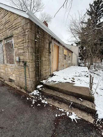 $45,000 | 908 East 44th Avenue, Gary, IN 46409