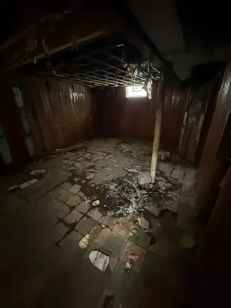 $45,000 | 908 East 44th Avenue, Gary, IN 46409