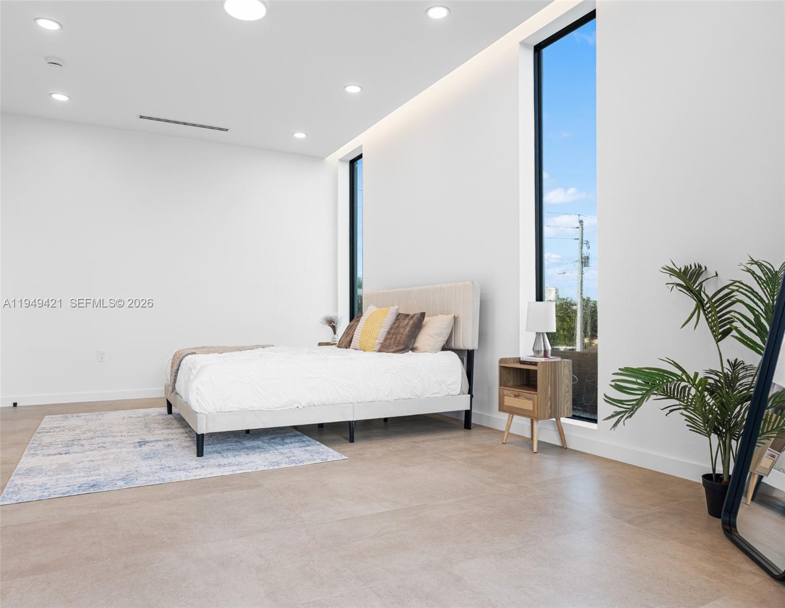 2823 Southwest 23rd Terrace Miami, FL 33145 - Photo 14 of 32