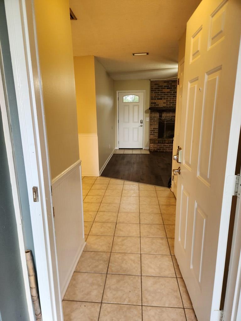 1005 Harris Road Ozark, AL 36360 - Photo 5 of 31 Front Entry