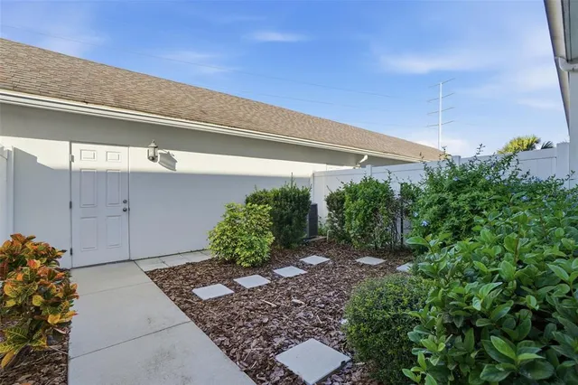 $399,900 | 15519 Honeybell Drive, Winter Garden, FL 34787