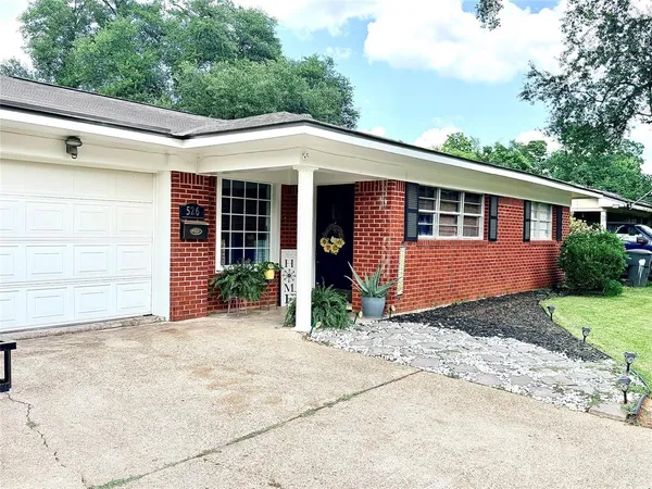 $205,000 | 526 East Southfield Road, Shreveport, LA 71105