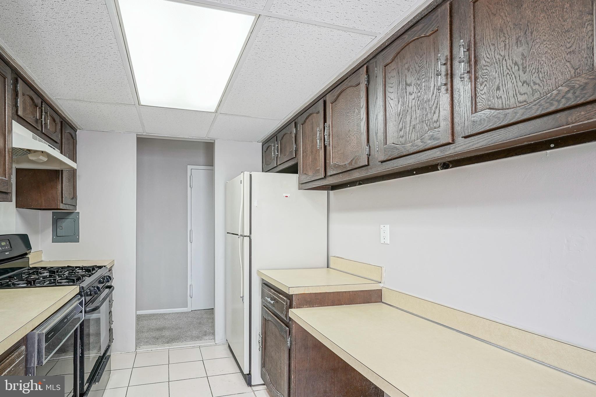 2628 Welsh Road, Unit 201 Philadelphia, PA 19152 - Photo 12 of 23 Kitchen