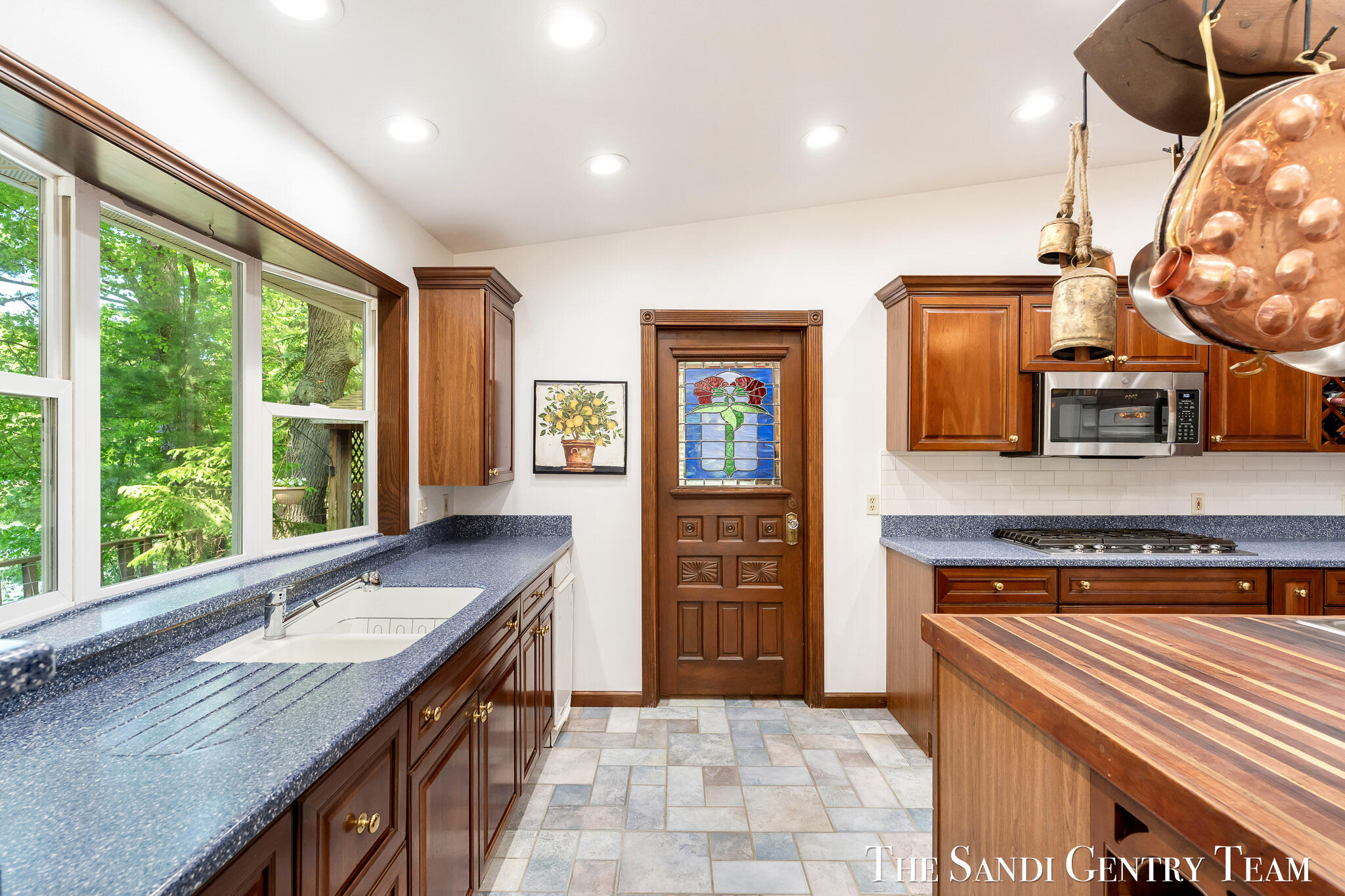 602 West Fruitvale Road Montague, MI 49437 - Photo 10 of 68 ELY05502