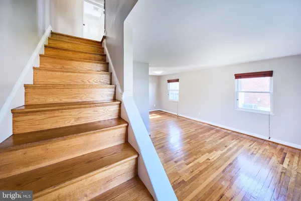 $2,700 | 2319 Riverview Terrace, Alexandria, VA 22303