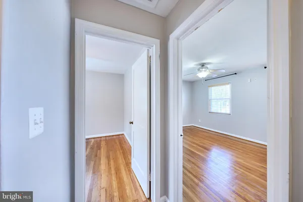 $2,700 | 2319 Riverview Terrace, Alexandria, VA 22303