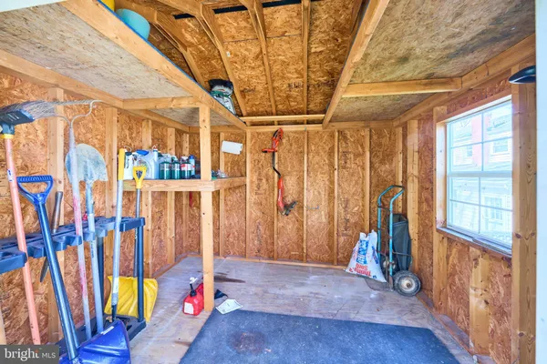 $2,700 | 2319 Riverview Terrace, Alexandria, VA 22303