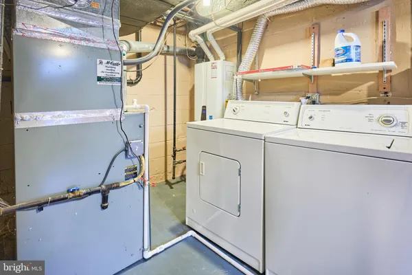 $2,700 | 2319 Riverview Terrace, Alexandria, VA 22303