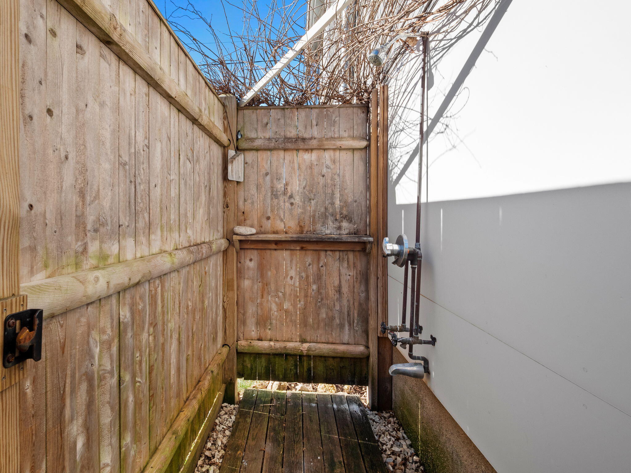 28 Spurr Road Pocasset, MA 02559 - Photo 10 of 47