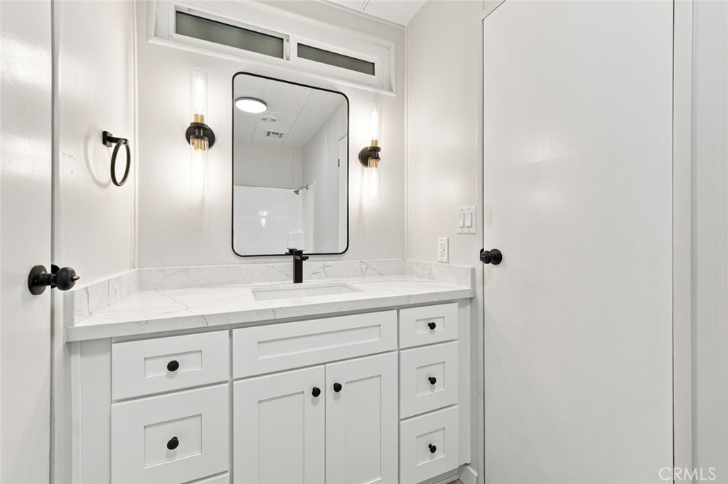 31139 South General Kearny Road, Unit 2 Temecula, CA 92591 - Photo 14 of 32 Gallery Image 14