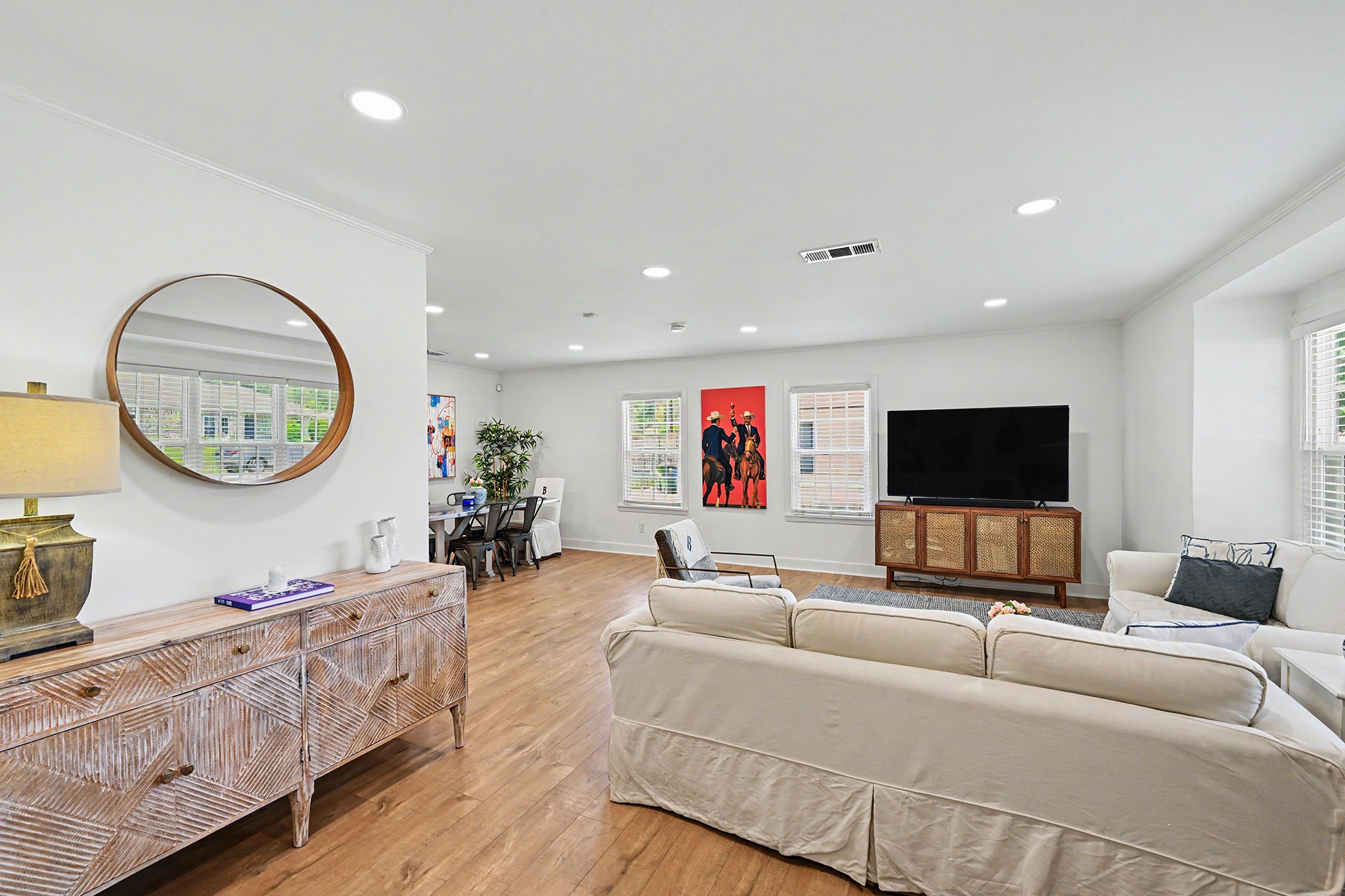 6223 Linton Road Houston, TX 77008 - Photo 5 of 30 View from entryway to living area. Home features energy efficient windows throughout, tankless water heater and EV charging outlet in garage.