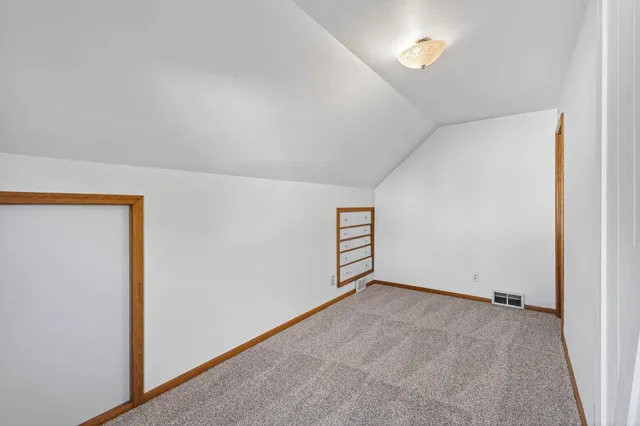 $339,900 | 1049 Sterling Street North, Maplewood, MN 55119